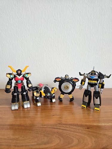 Power rangers megazord lot - megazord,